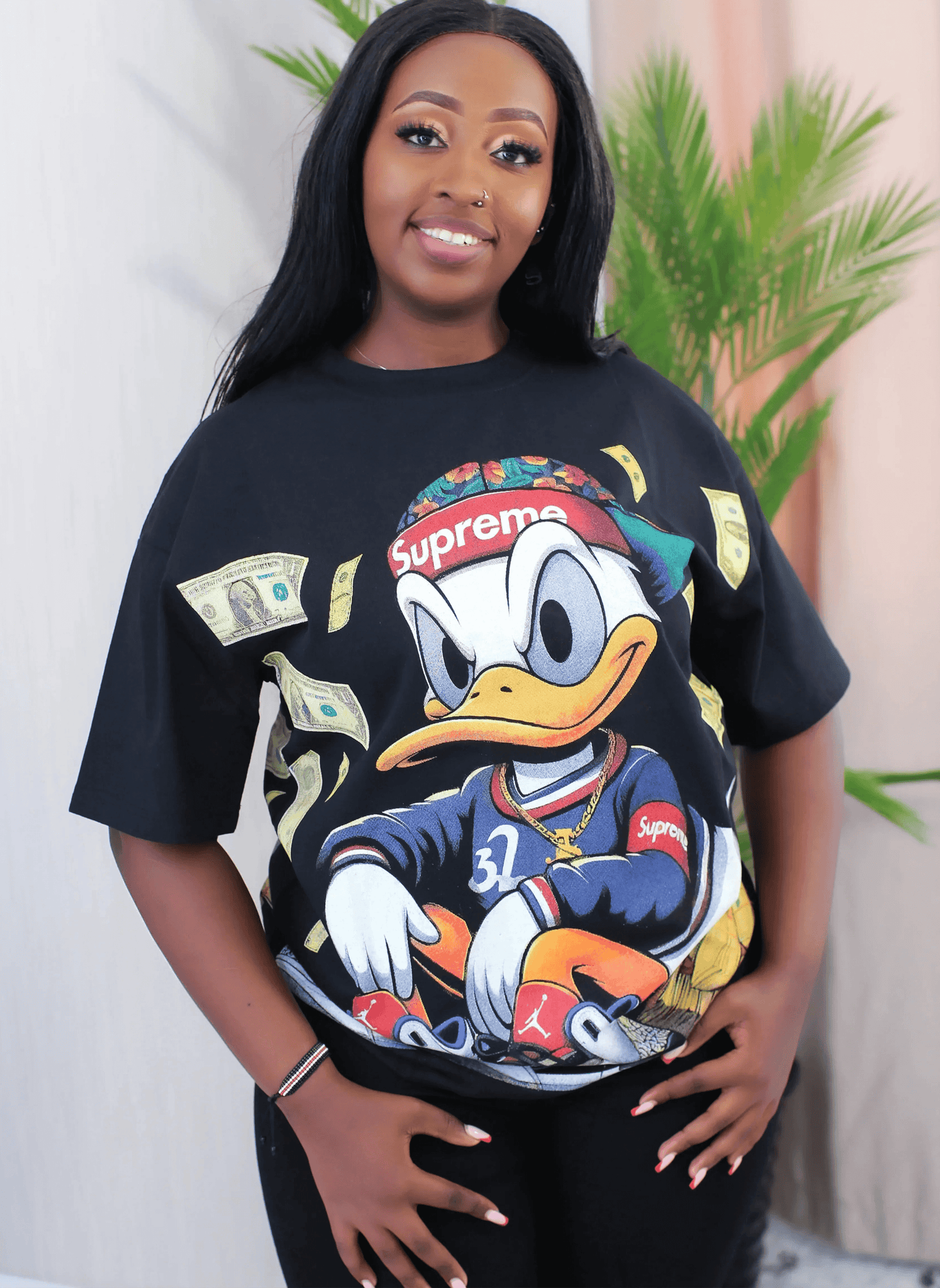 Donald Duck Money Graphic Tee – Black