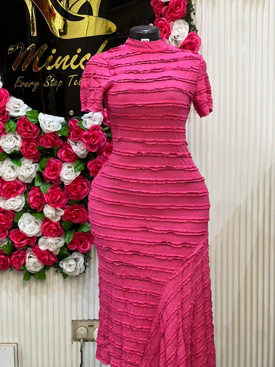 Feminine Frill Midi Dress – Pink