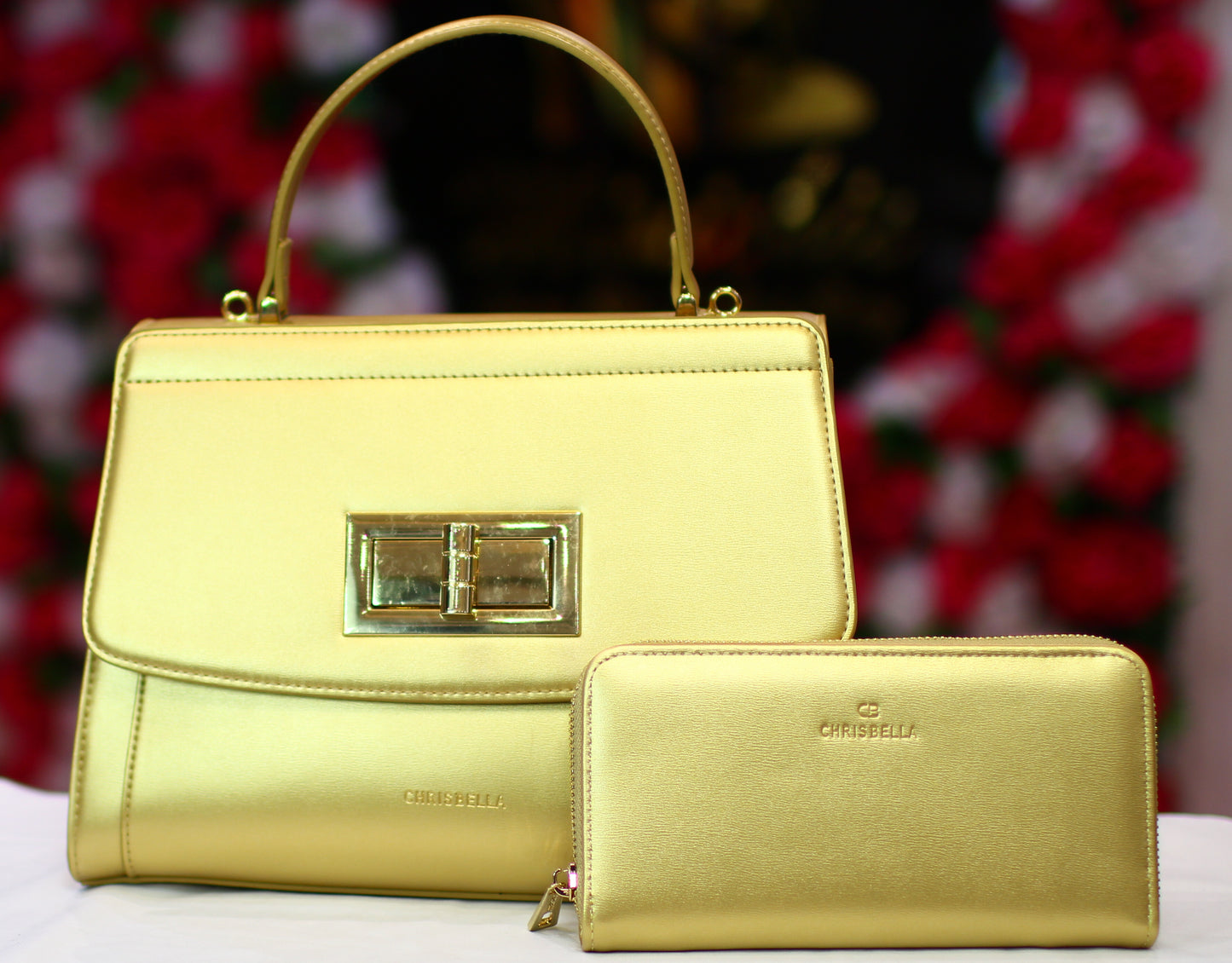 Tote & Wallet Gold