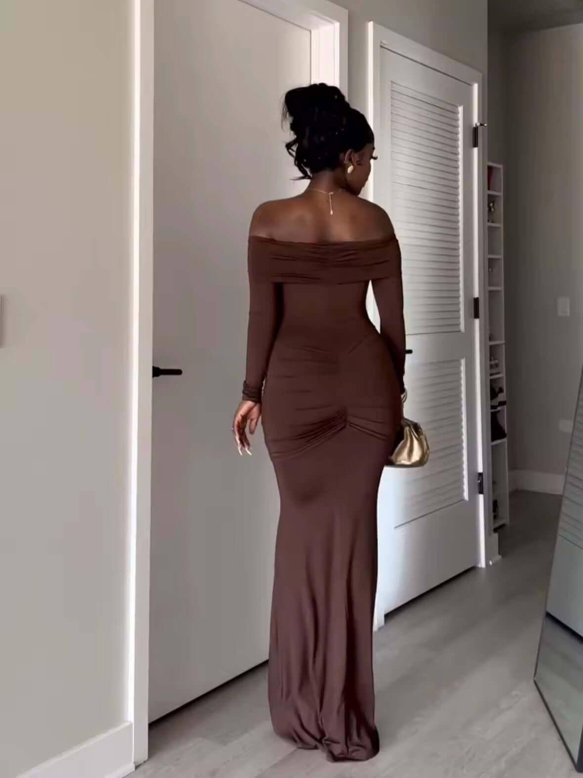 Brown Long-Sleeve Maxi Dress – Elegant & Modest