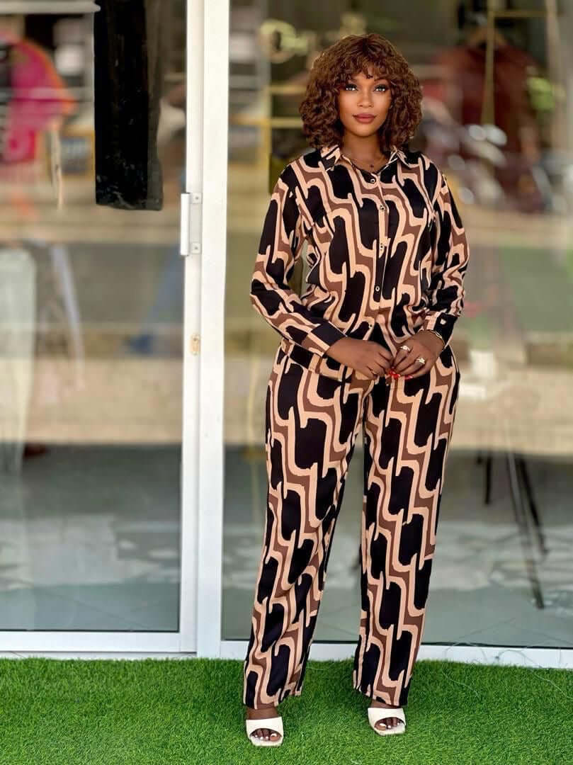 Bold Wave Print 2-Piece Pants Set