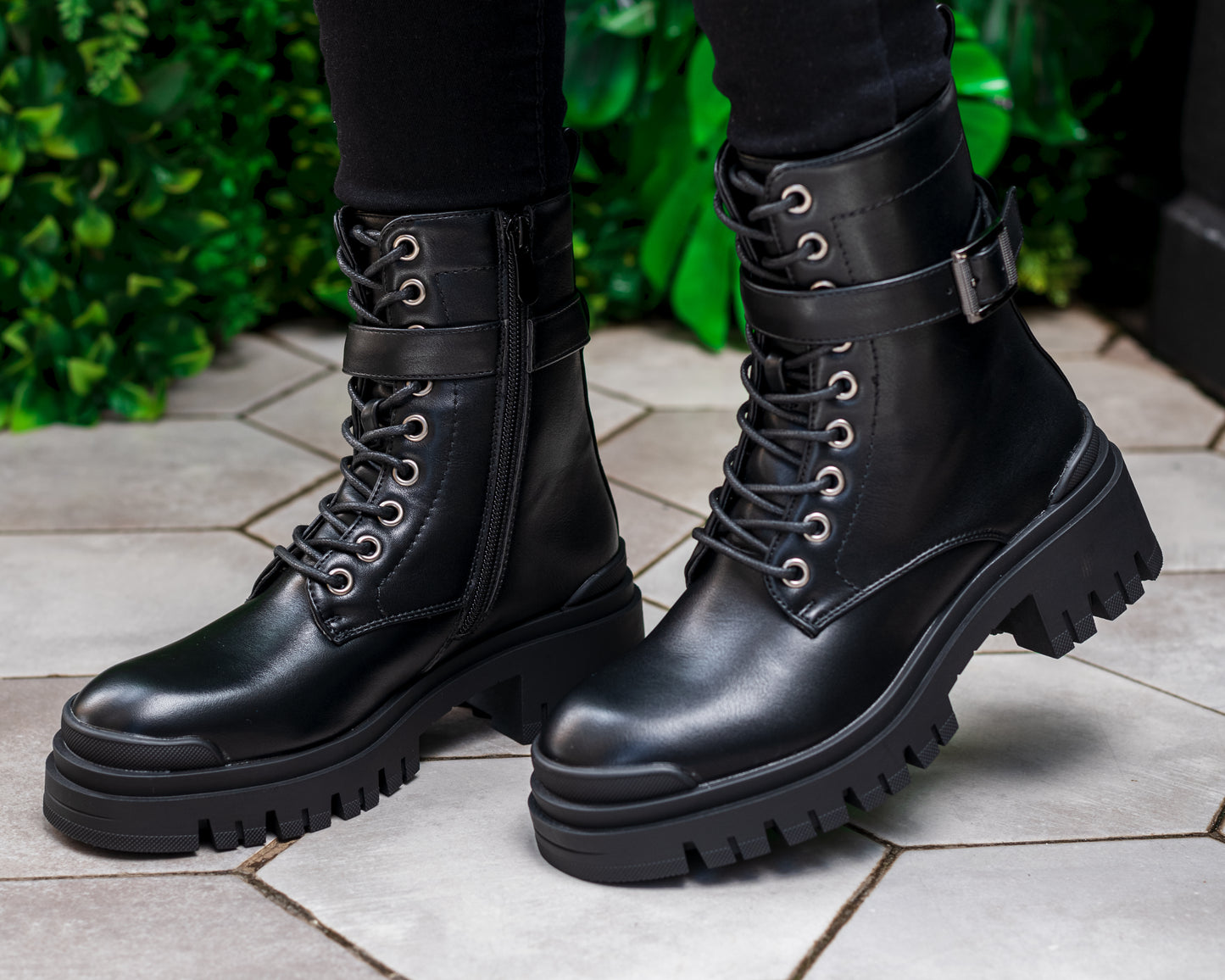 Stepup Boot Black